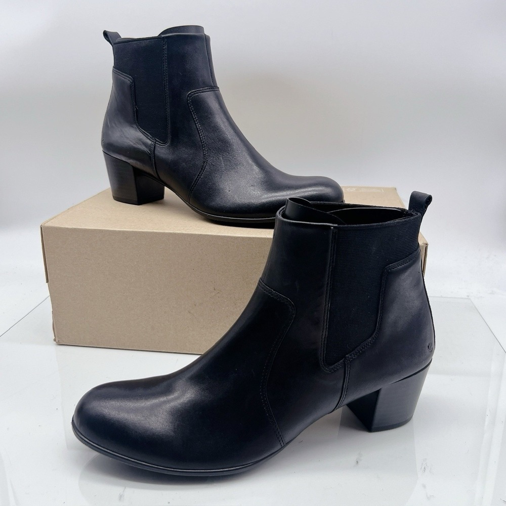 Ecco Shape 35 Black Leather Chelsea Boots Low Heel Womens EU 39 US 8- 8.5